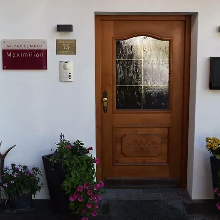Maximilian Apartmán