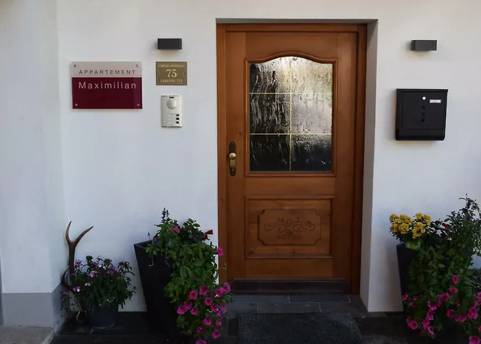 Maximilian Apartament